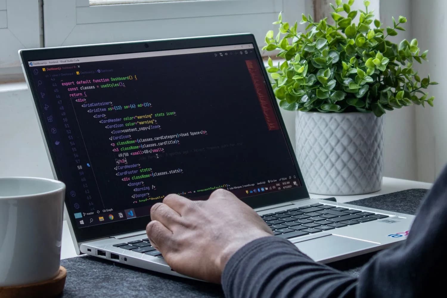 How to use ReactJS with server-side rendering for improved performance