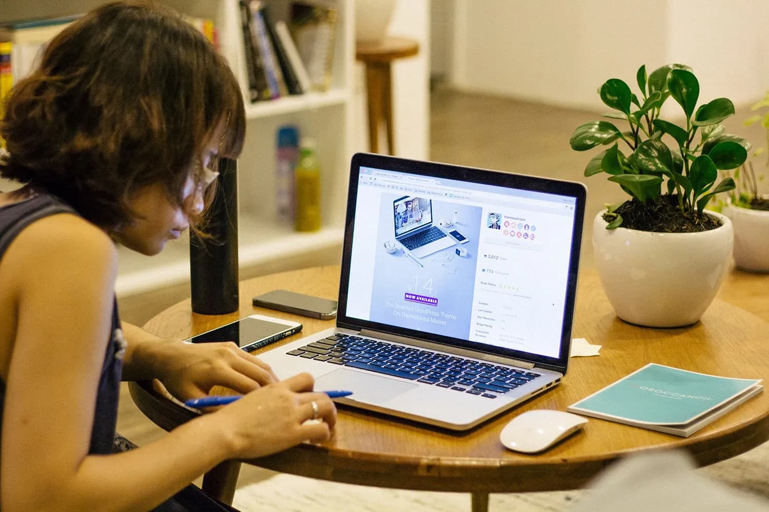 Navigating the Trends: Current Web Design Styles Decoding the Visual Language of the Web